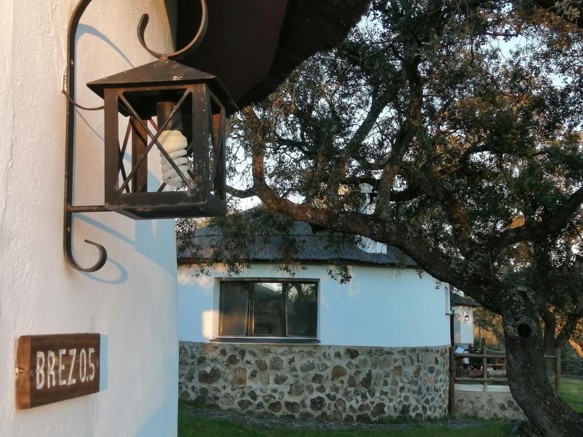 Chozos De La Dehesa Aparthotel La Roca de la Sierra Exterior foto